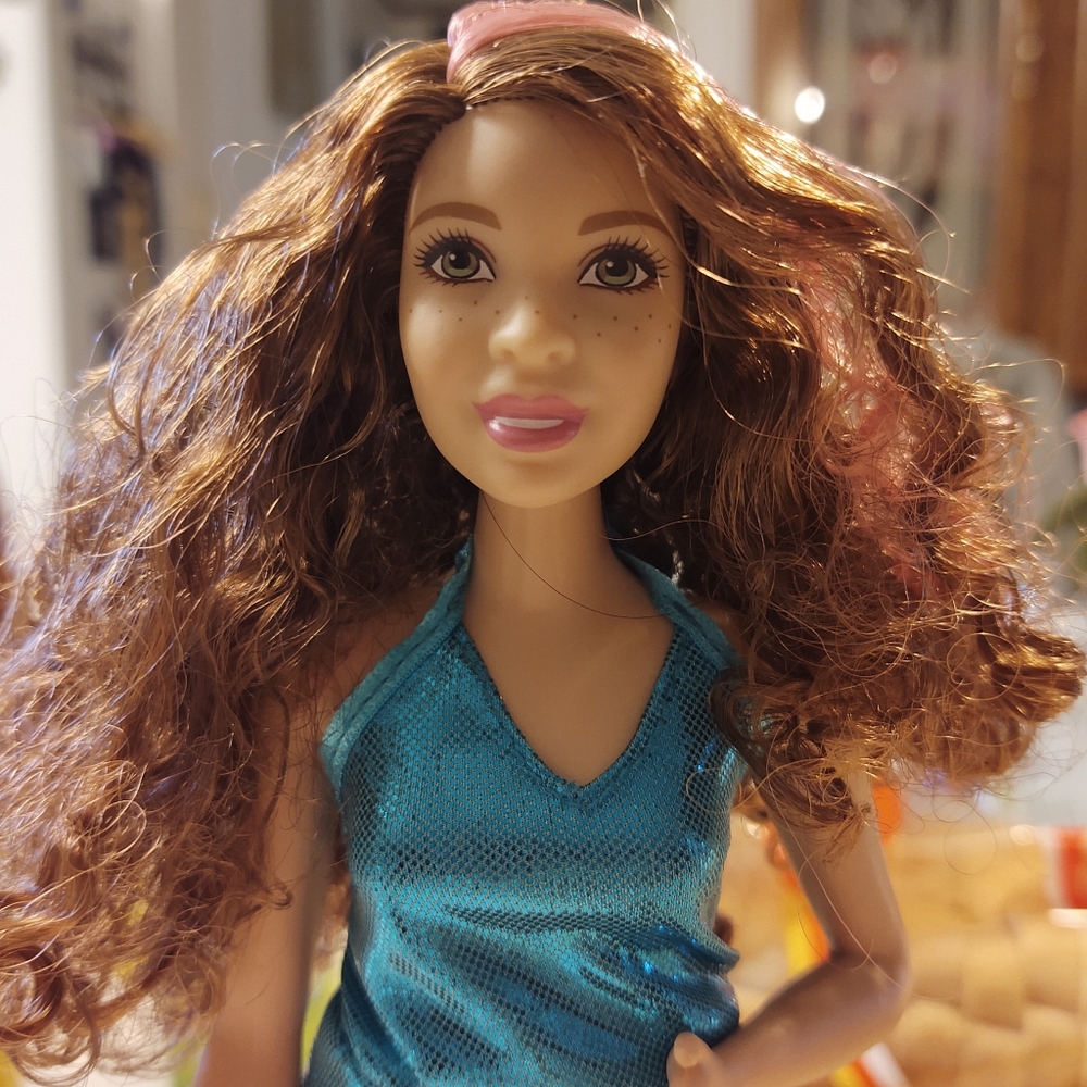 Barbie - Picture 3 of 3